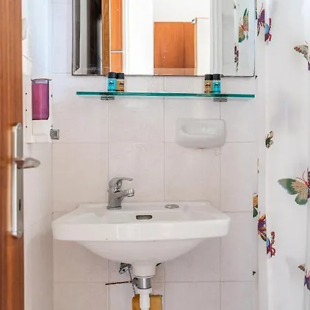 Digenis Apartamento Ligia